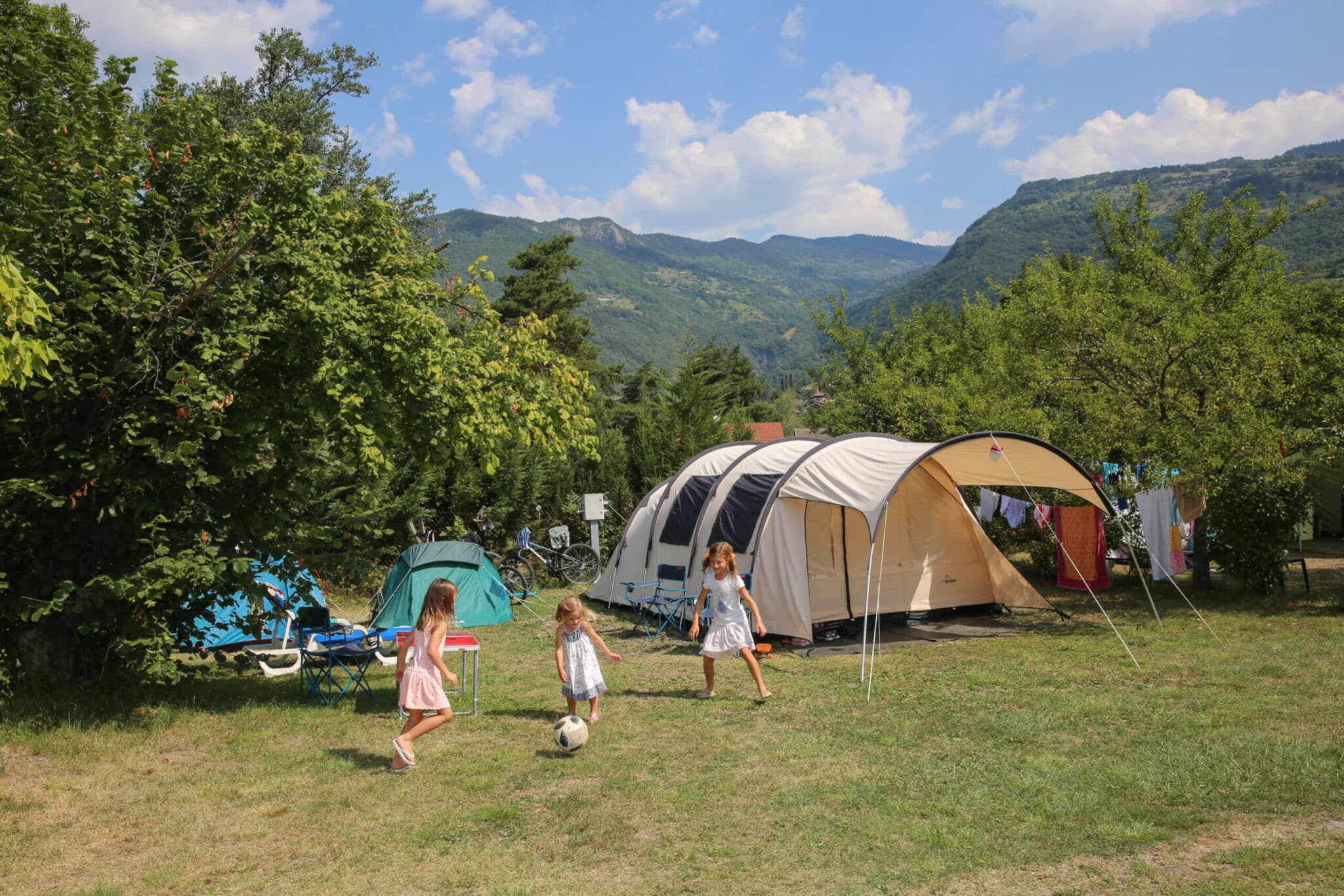 The La Léchère campsite in the Tarentaise
