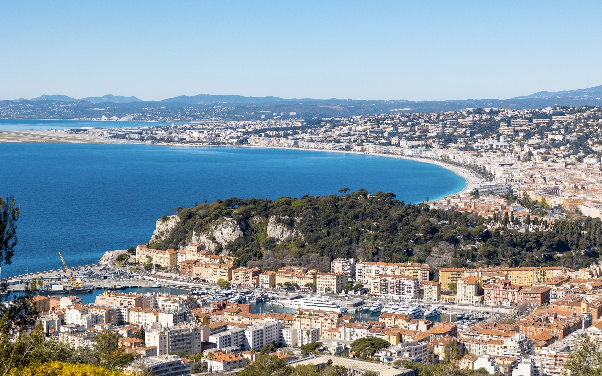 Nice and the Baie des Anges — the largest city near the French Alps