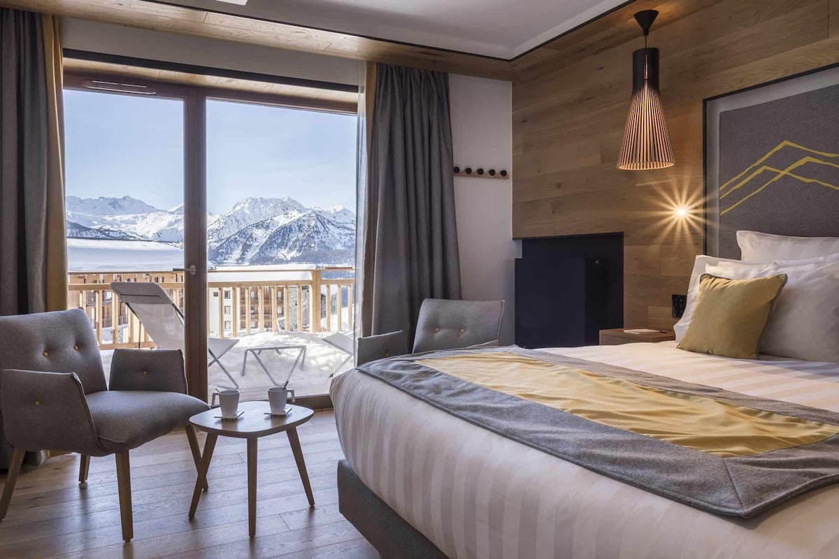 chambre de l'hôtel Alparena à La Rosière