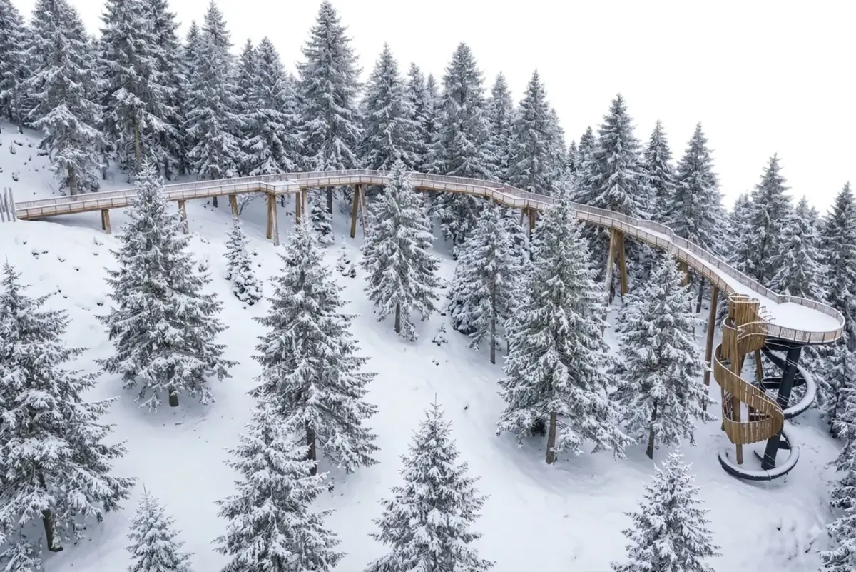 The new Vanoise Expérience walkway at Val Cenis